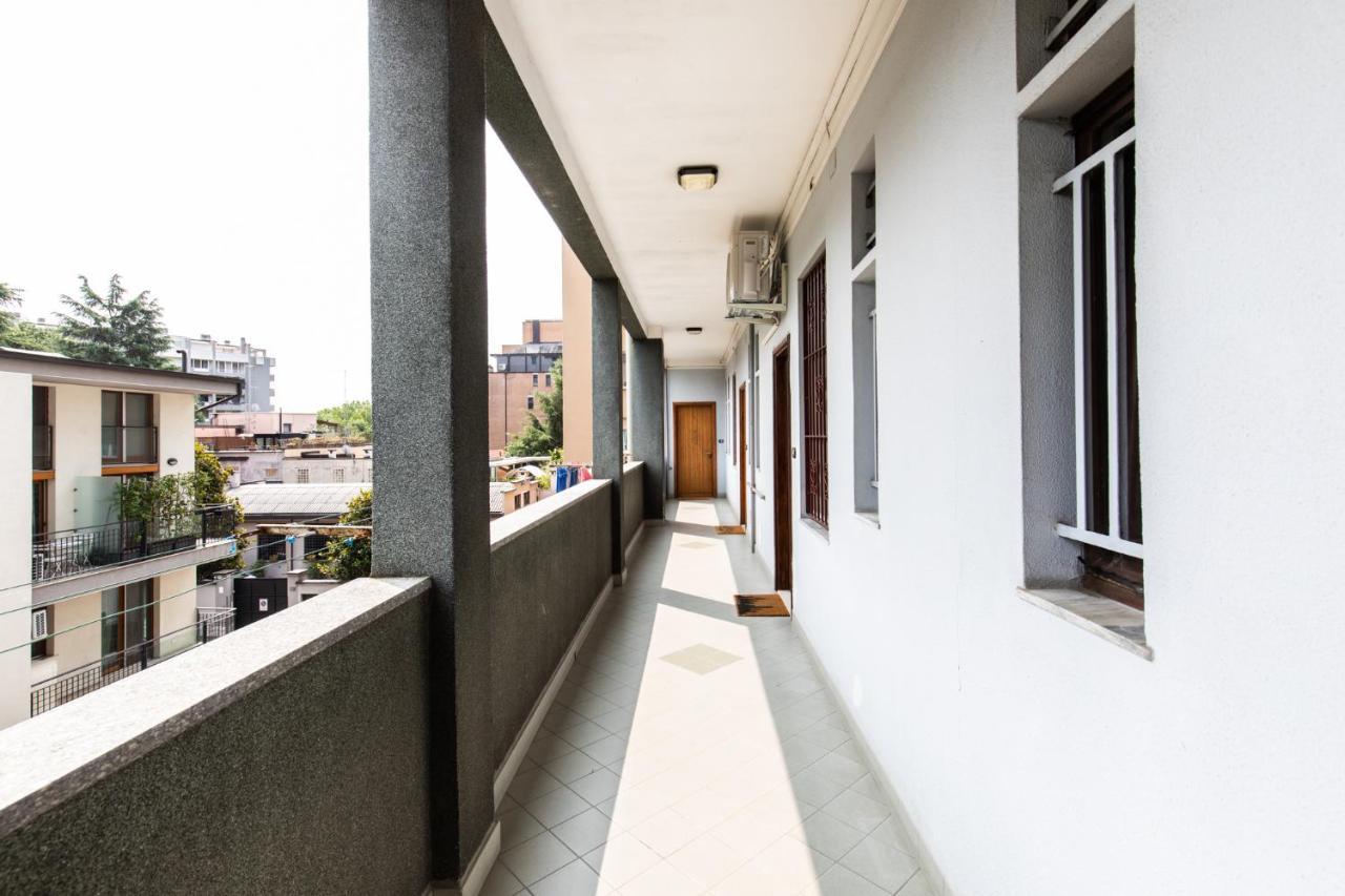 Bellarmino 21 Apartment Milan Exterior photo